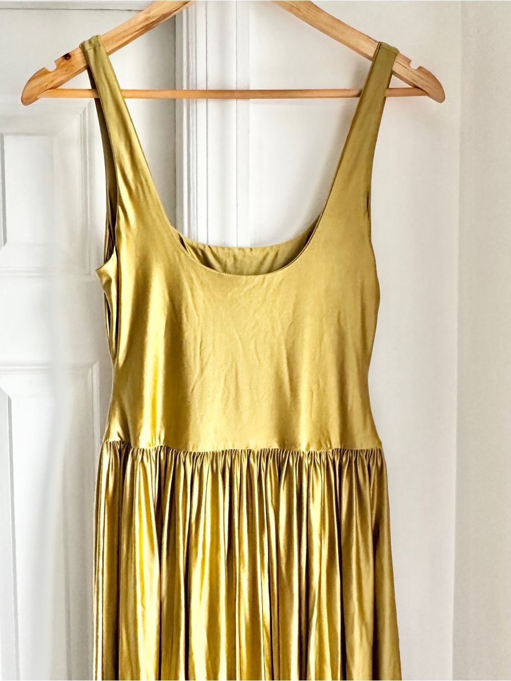 Delfi Collective Oriana Satin Scoop-Neck Maxi Dress in Olive - Picture 6 of 8